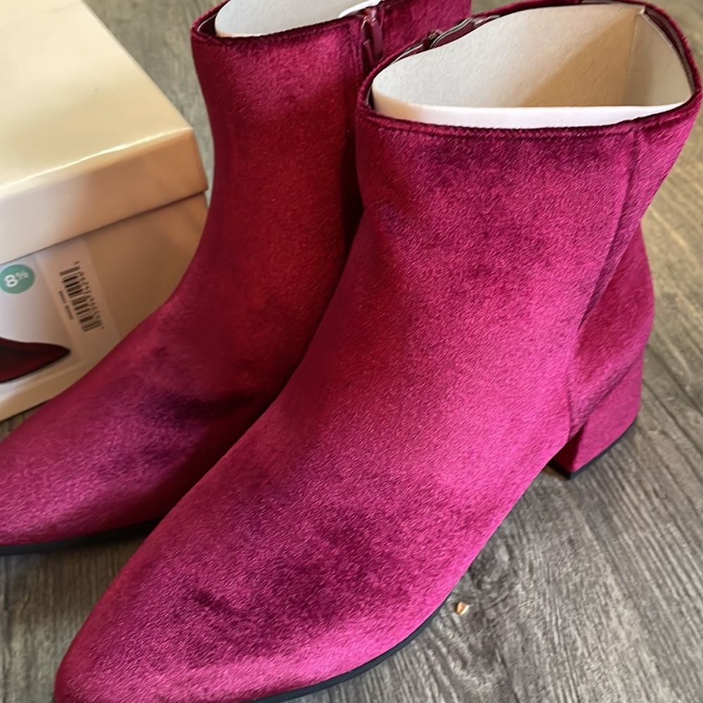 A new day Delilah Crushed Velvet Bootie - Picture 2 of 5